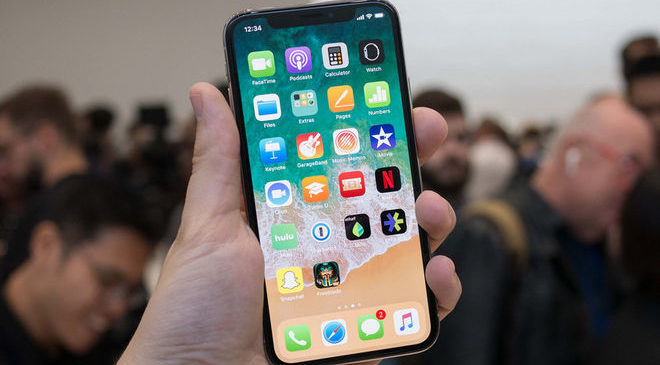 iPhone X раскупили по предзаказу за считанные минуты