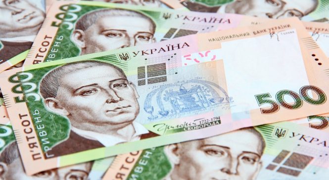 Запорожье вышло в лидеры по темпам роста средней зарплаты