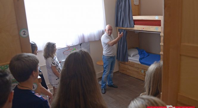Запорожским школьникам рассказали, как стать предпринимателями в сфере гостеприимства