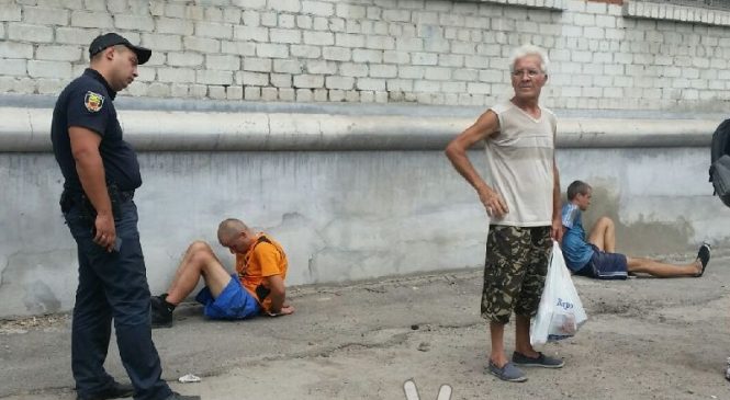 Запорожские полицейские задержали банду воров, которые «обносили» базы отдыха (Фото)