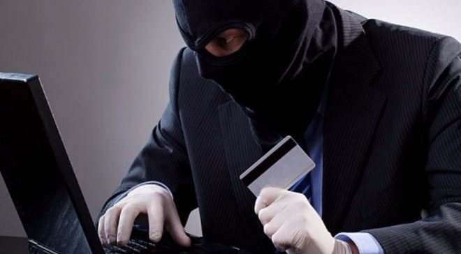 В Запорожской области мошенники выманивают банковские данные