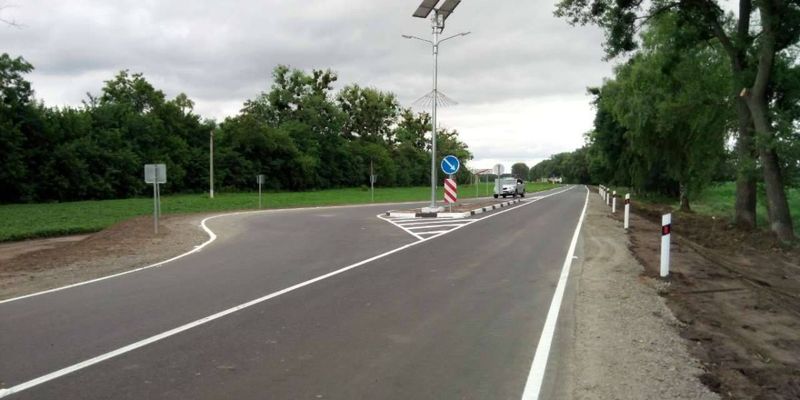 В Украине хотят сузить автодороги
