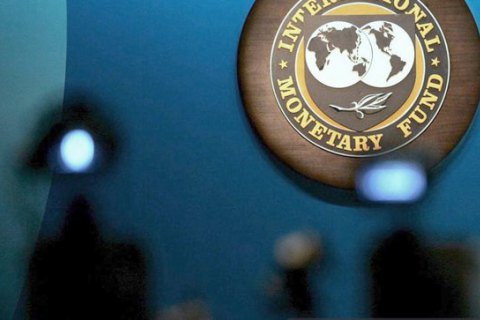В правительстве рассчитывают на 2 транша МВФ до конца 2017 года