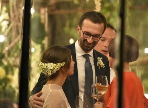 В сеть попали фото со свадьбы народного депутата Лещенко