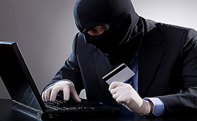 Хакери не дремлют: как обезопасить денежные средства на банковской карте