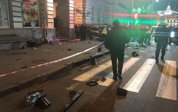 Lexus-убийца в Харькове принимал участие в уличных гонках