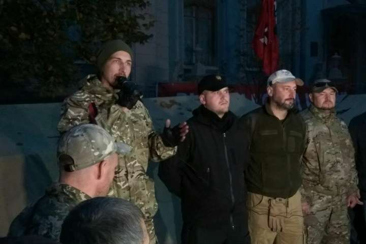 У Президента есть пять дней. Протестующие в Киеве выдвинули свои требования