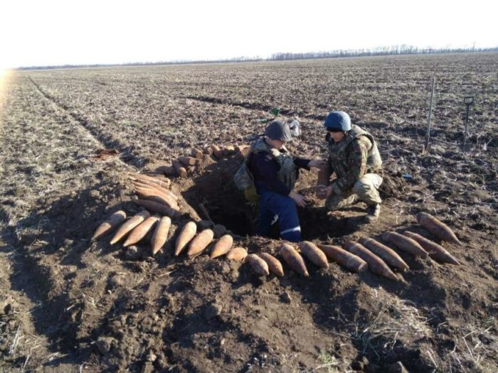 В Запорожской области пиротехники обезвредили снаряды времен прошлых войн