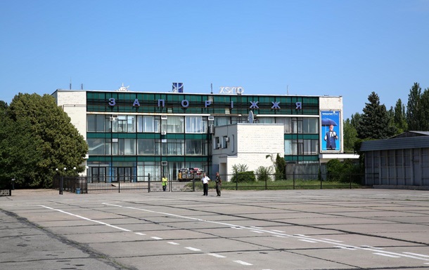 Запорожский аэропорт прекратил работу из-за сообщения о минировании