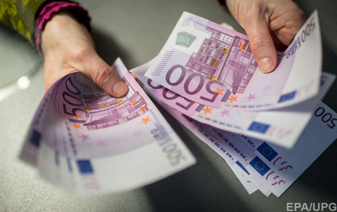 Заробитчанам показали, как бесплатно перечислить деньги из Польши в Украину
