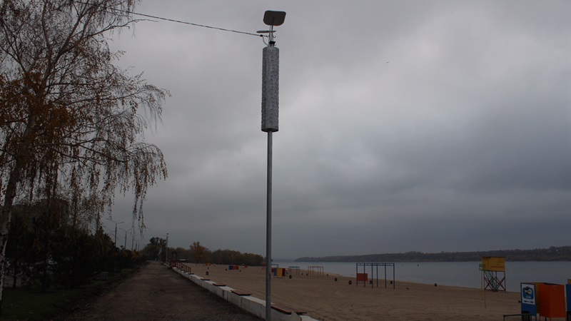 В Запорожье в районе Центрального пляжа станет светлее и безопаснее