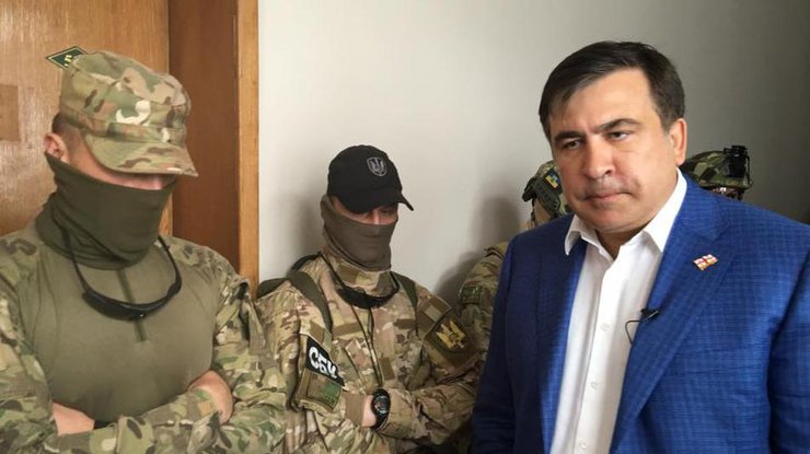 В офис Саакашвили  ворвались вооруженные люди
