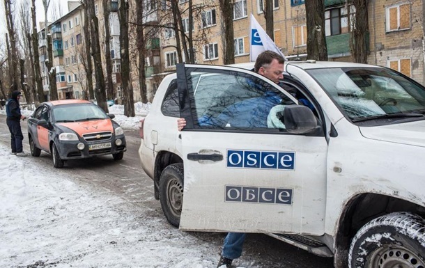 ОБСЕ зафиксировала более 50 танков вблизи Луганска