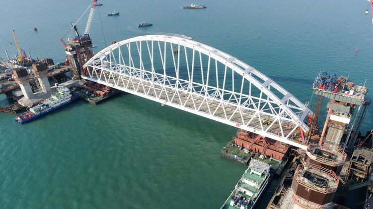 Украина начала экспертизу строительства Россией Керченского моста