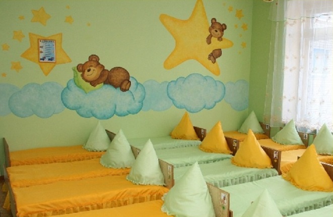 В запорожском детском саду неизвестный фотографировал в спальне полуголых детей