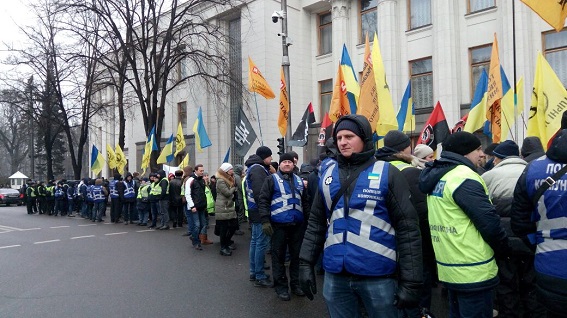 В Киеве в правительственном квартале усилили безопасность