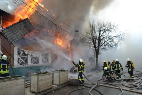В Одессе произошел масштабный пожар: сгорели ресторан, кафе и аптека