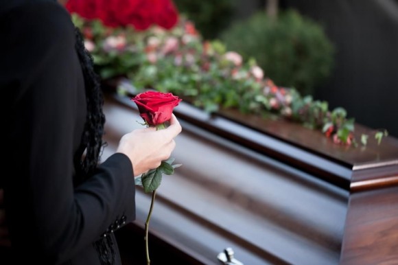 “Смертельные” тарифы: В Запорожье повысят расценки на ритуальные услуги