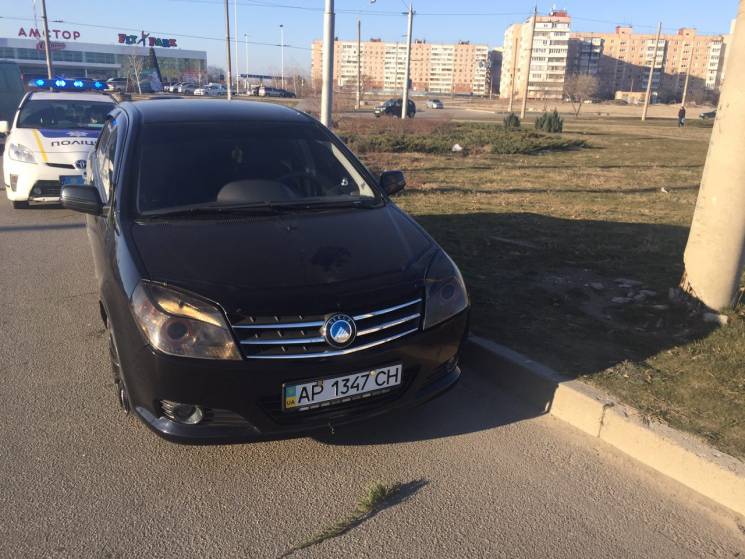 Очередное ДТП в Запорожье: пьяный в стельку водитель не справился с управлением