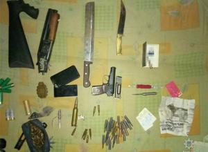 В Запорожье полицейские изъяли арсенал оружия, боеприпасы и наркотики
