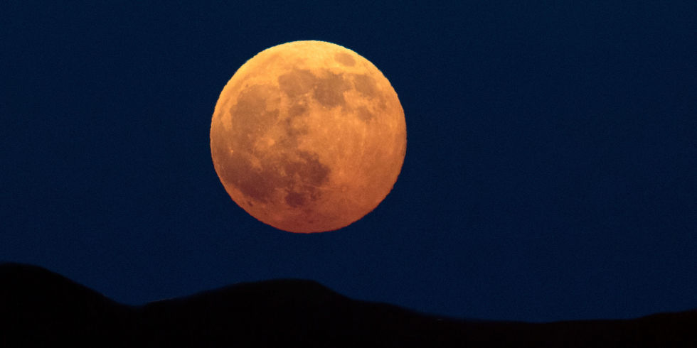 31 января: Как пережить лунное затмение и чем оно опасно
