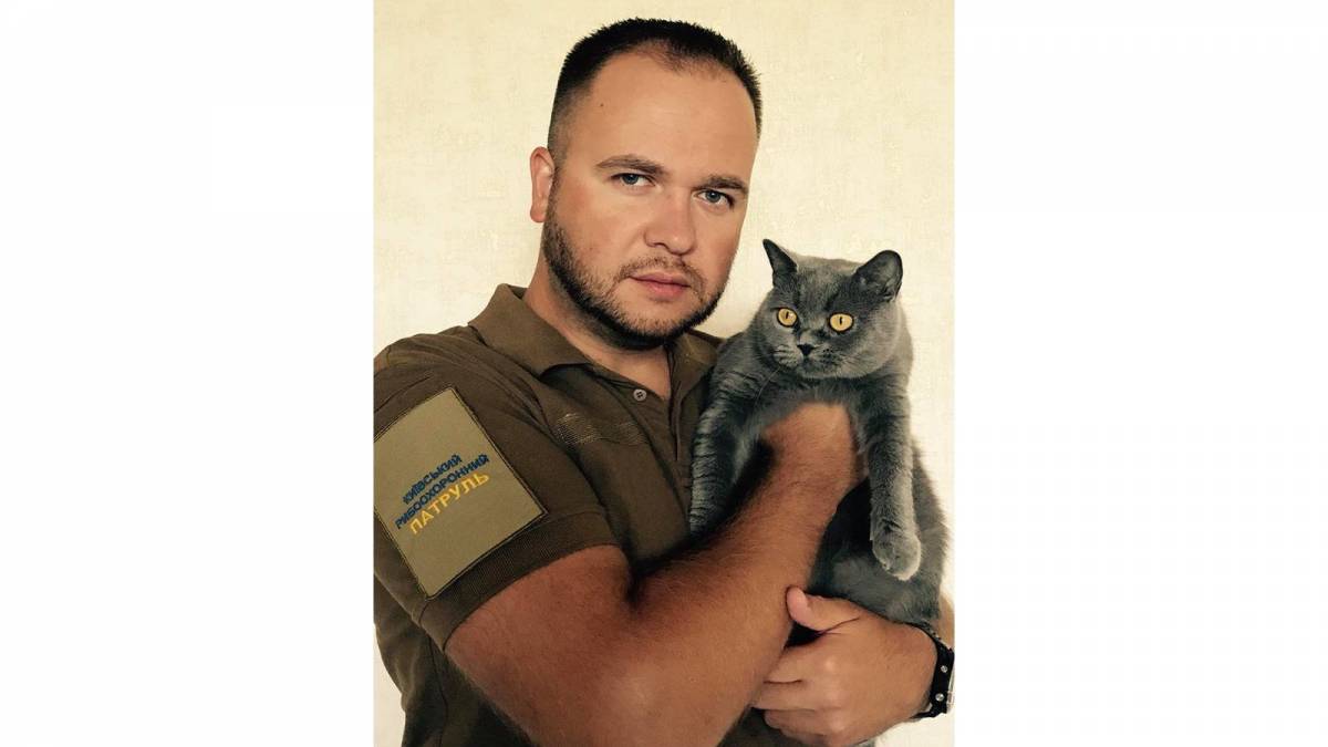 Киевский рыбоохранный патруль принял на службу кошку с особыми способностями