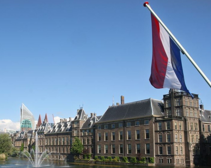 Парламент Нидерландов признал геноцид армян