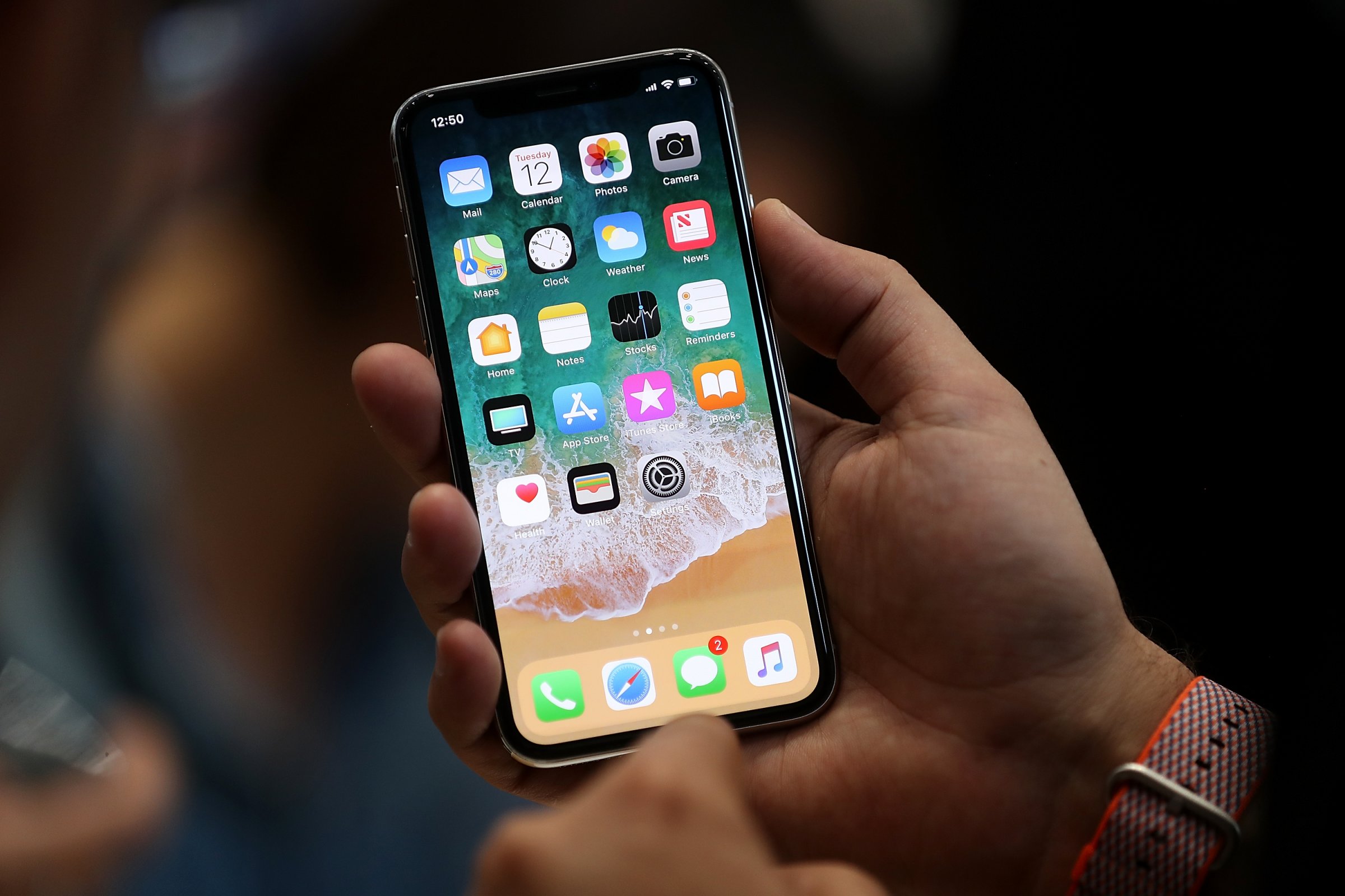 СМИ: Систему Face ID получат все три iPhone 2018 года