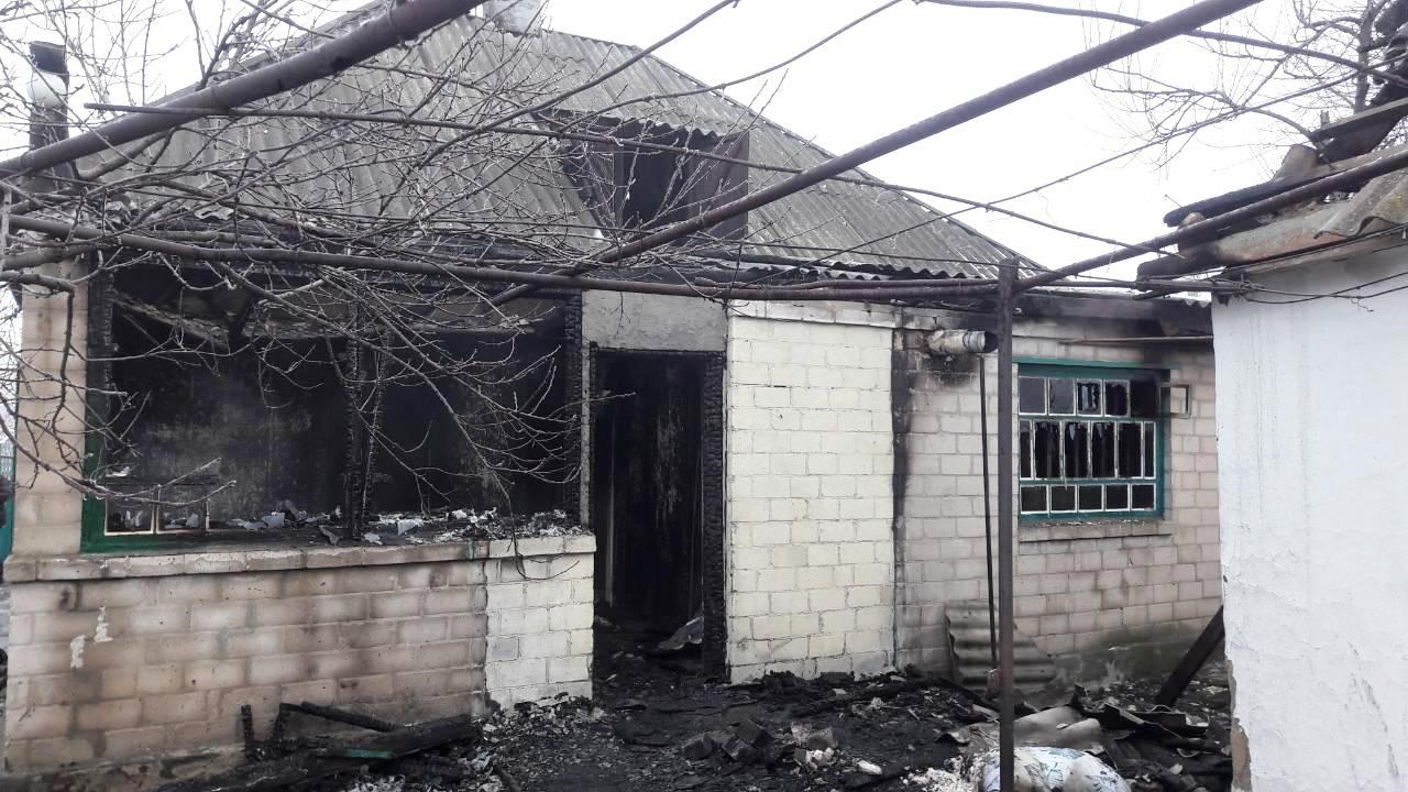 В Запорожской области горел жилой дом – ФОТО