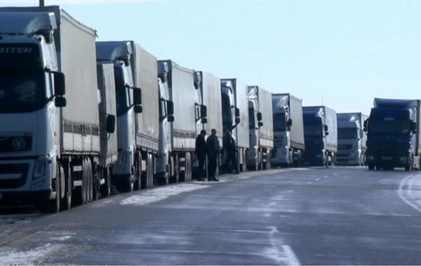 В Запорожье могут запретить въезд транзитному грузовому транспорту