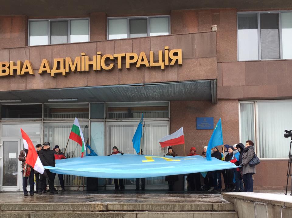 В Запорожье прошла акция протеста против проведения выборов президента России в Крыму