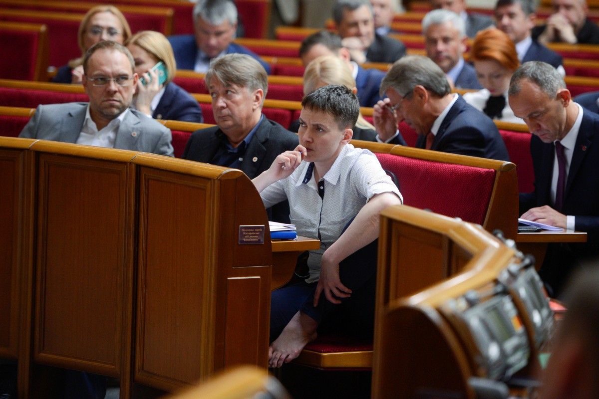 Верховная Рада сняла неприкосновенность с Савченко и разрешила ее арест