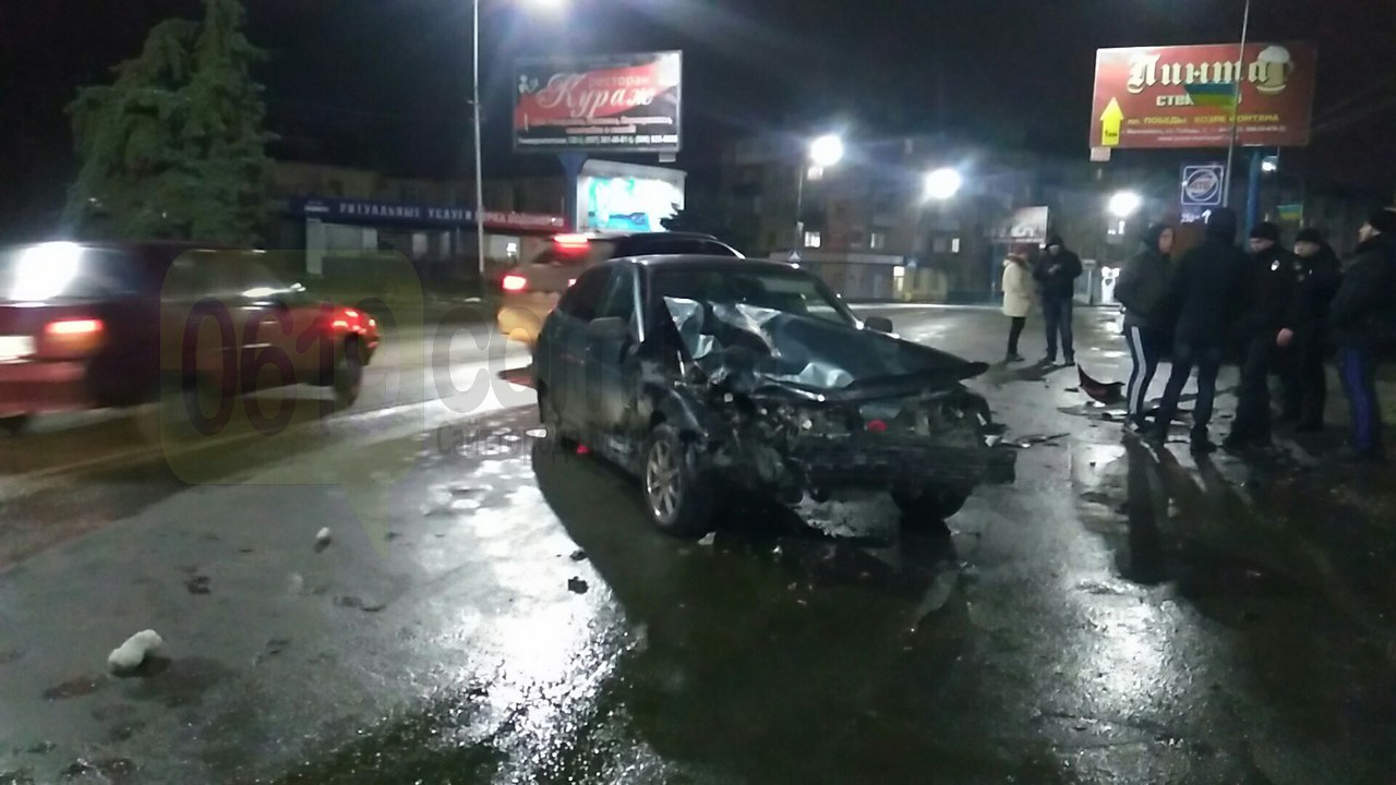Водитель, разгромивший 3 авто в Мелитополе, отделался штрафом в 340 гривен