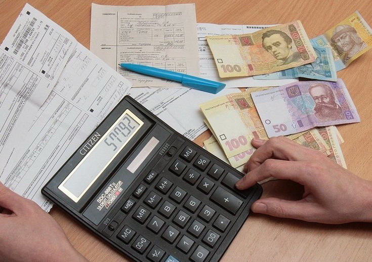 Цены, тарифы и зарплаты: что изменится для украинцев в марте?