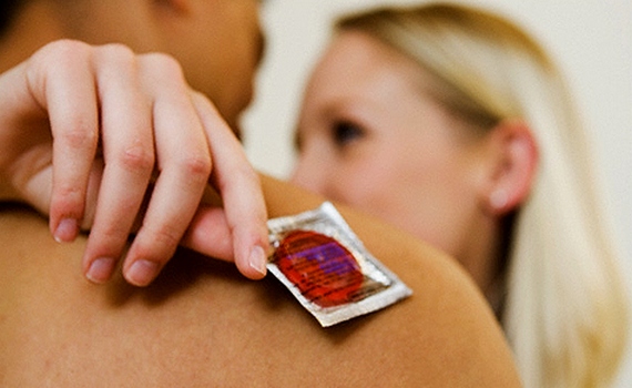 Запорожцам бесплатно раздавали контрацептивы (фото)