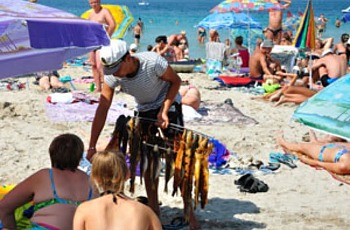 На Запорожском курорте хотят запретить продажу “пляжными вкусностями”