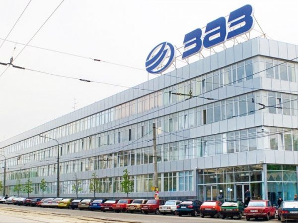 Запорожский завод по производству автомобилей показывает негативные результаты: за апрель ЗАЗ выпустил одно авто