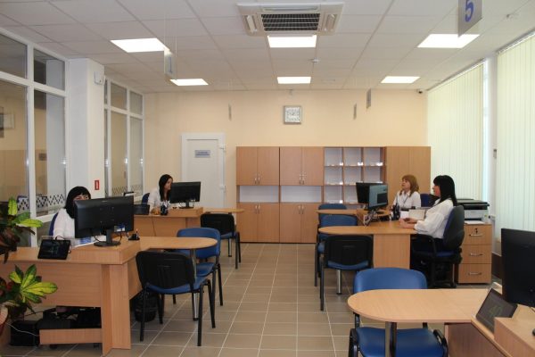 В Запорожье открыли новый центр административных услуг (Фото)