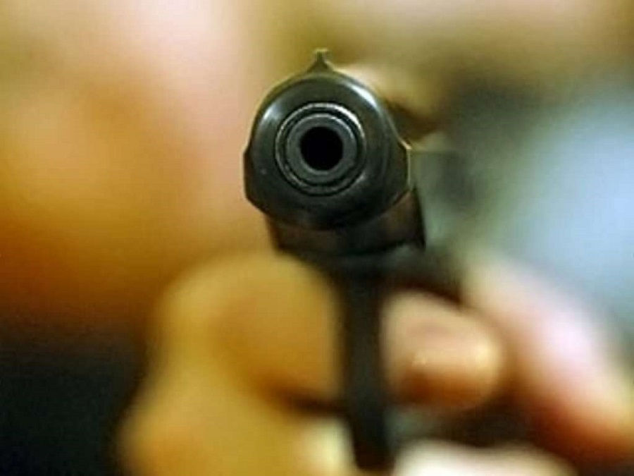 В Запорожской области пьяный мужчина стрелял из пистолета в воздух (ФОТО)