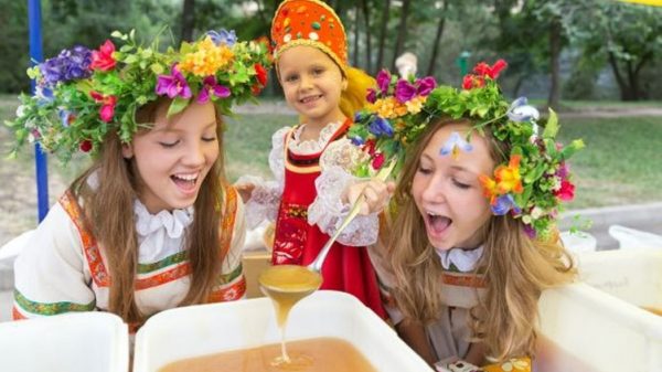 Жителей Запорожской области приглашают на сладкое и веселое торжество