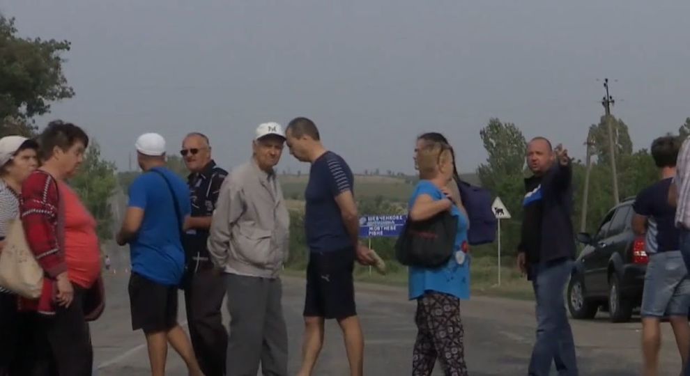 Чому люди у Запорізькій області все частіше перекривають траси? (відео)