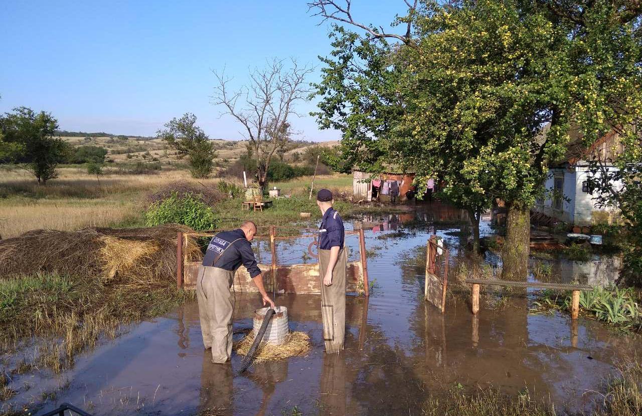 У Запорізькій області через негоду затоплено два села (фото)