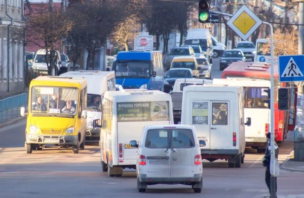 В Запорожье жители Бабурки хотят получить автобус, который будет курсировать исключительно в их районе