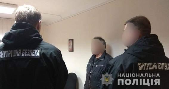 В Запорожской области обнаружена нелегальная АЗС: владелец пытался подкупить полицию (Фото)