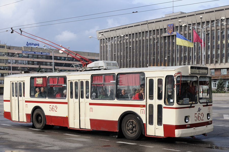 В Запорожье более чем на неделю прекращается работа одного из троллейбусов