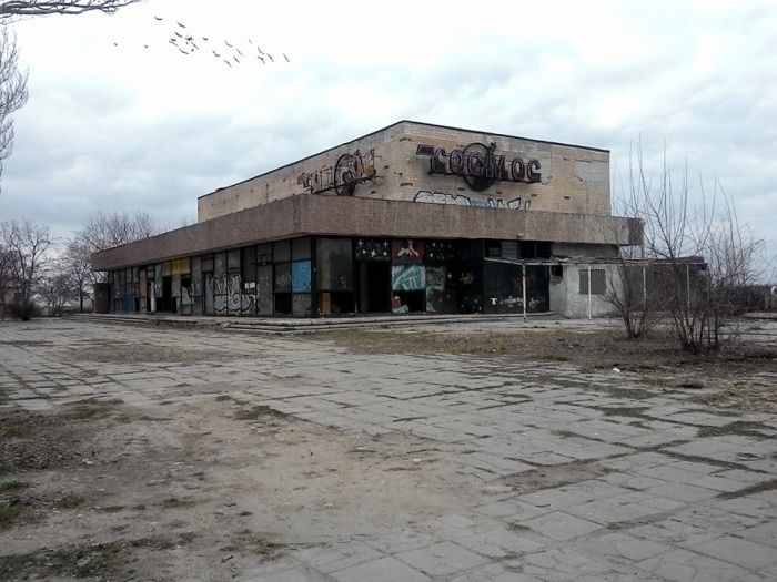 На месте запорожского кинотеатра, который планируют снести, предлагают построить жилой дом