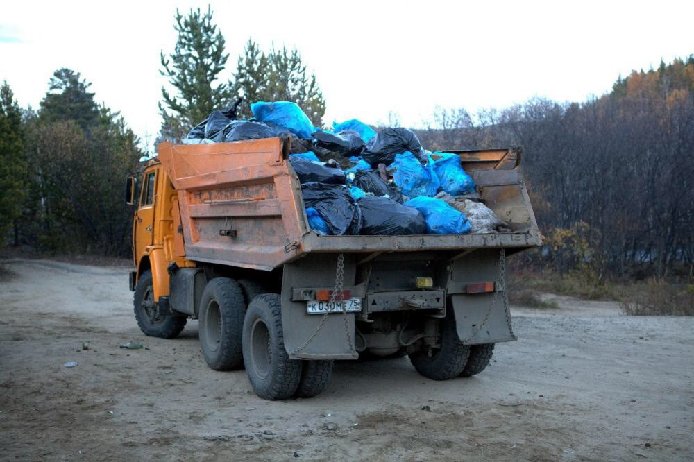 Жители запорожского курорта будут меньше платить за вывоз мусора (Фото)