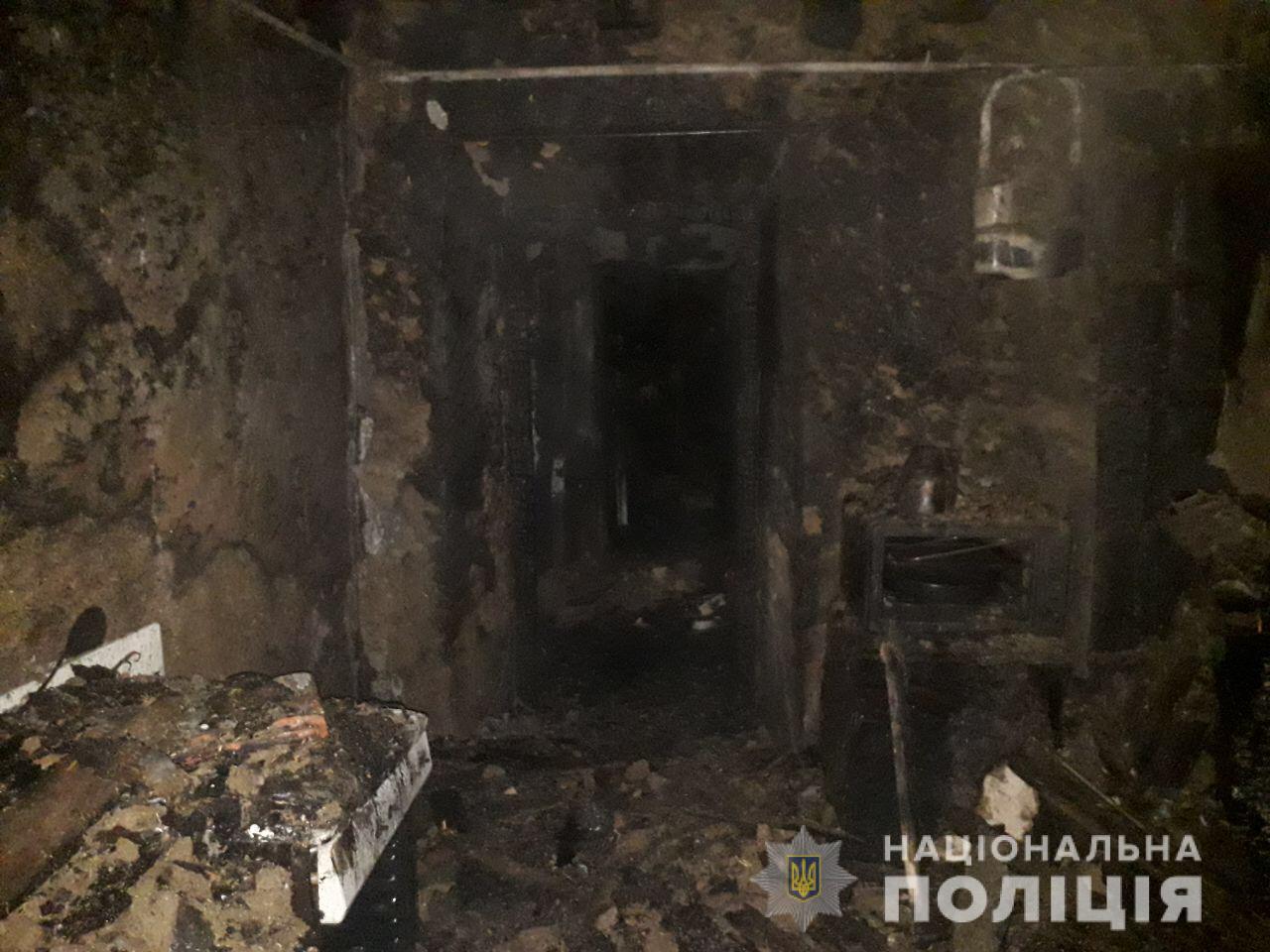 В Запорожье в пожаре погибли дети, и мать, не выдержав, повесилась