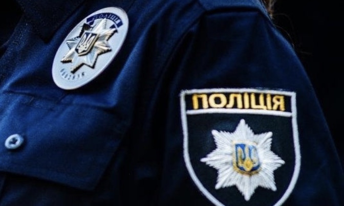 Под Запорожьем женщина повредила палатку одного из кандидатов в Президенты Украины, – Полиция