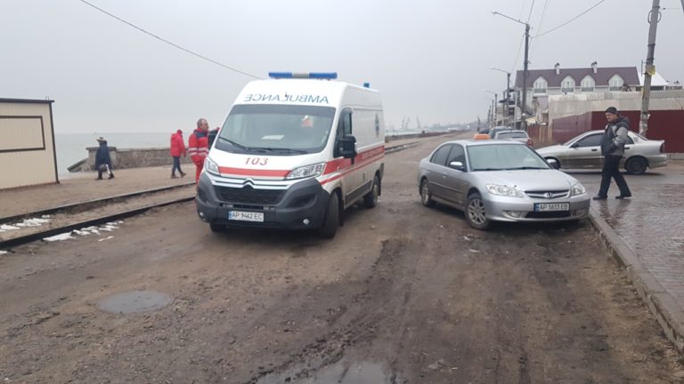 В Бердянске убили частного таксиста: злоумышленника разыскивает полиция (Фото, видео)
